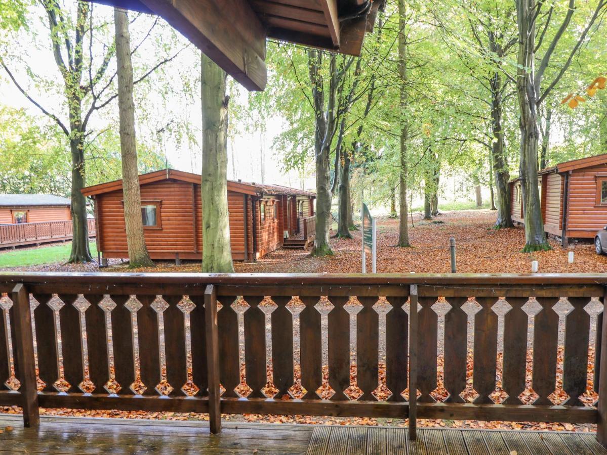 Leafy Hollow Lodge Louth  Eksteriør bilde